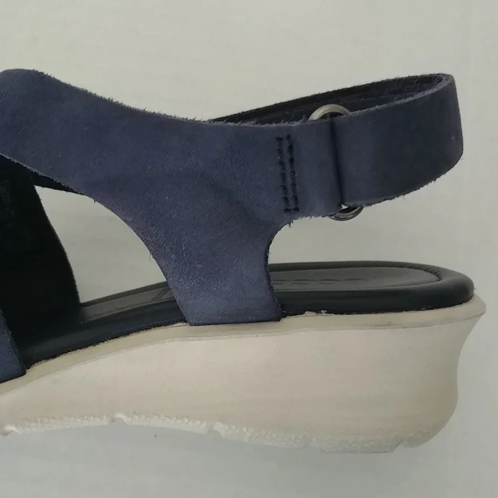 ECCO Damara Wedge Sandals Womens 5-5.5 Navy Blue Leather Strappy 216643-02303